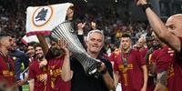 Mourinho e a Roma conquistam a Liga Conferência