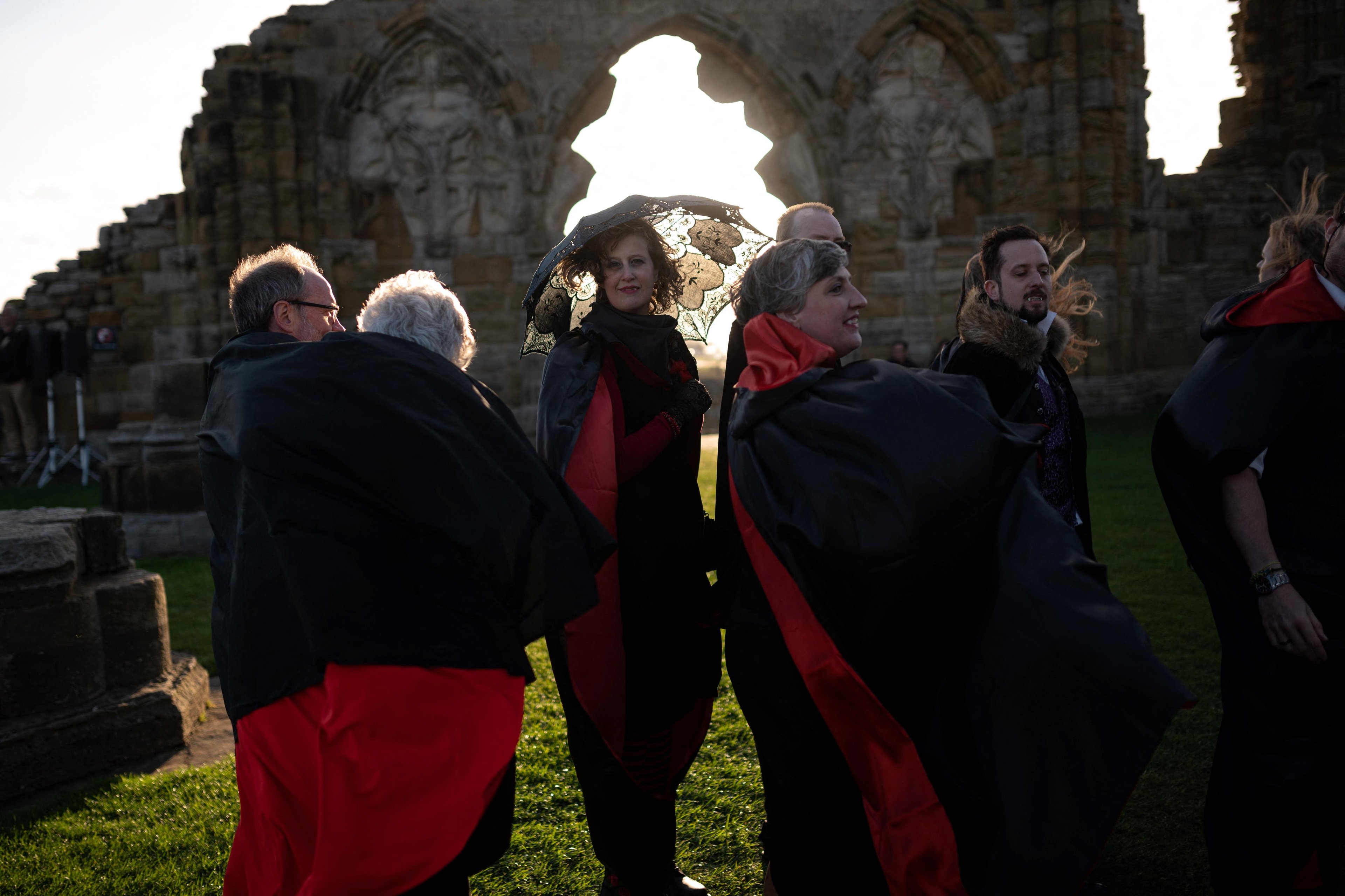 Whitby &eacute; uma pequena cidade inglesa que h&aacute; 125 anos inspirou o escritor Bram Stoker para escrever seu famoso livro "Dr&aacute;cula"