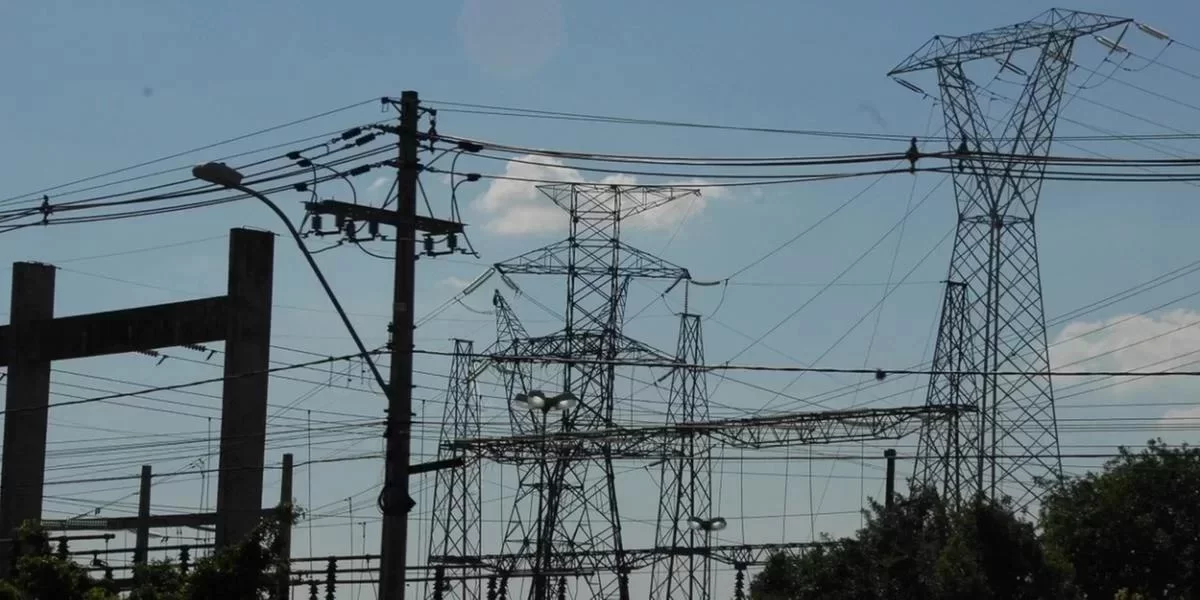 Conta de luz n&atilde;o deve ter tarifa adicional