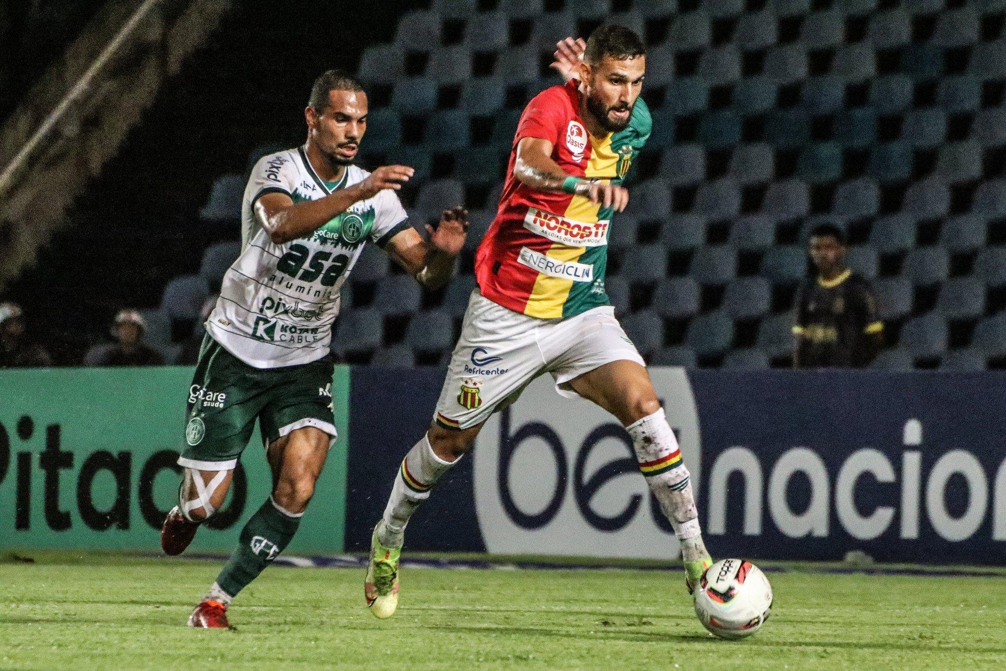 Jogo foi disputado na noite deste s&aacute;bado