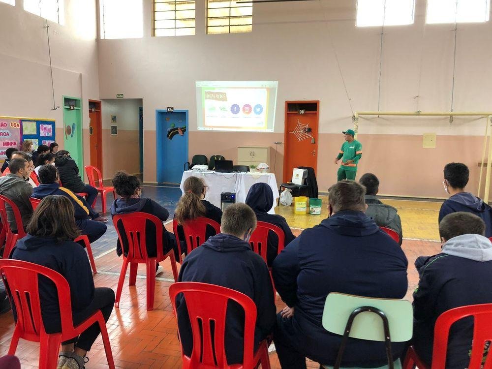 As palestras gratuitas podem ser solicitadas por escolas, entidades e empresas privadas
