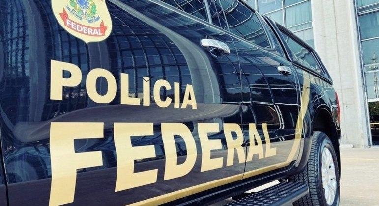 Carro da Pol&iacute;cia Federal