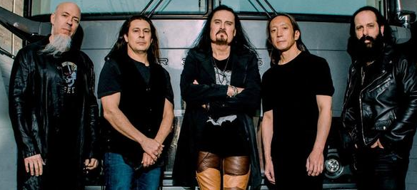 Um dos grandes nomes do metal progressivo do mundo, Dream Theater apresenta a turn&ecirc; "Top of The World"