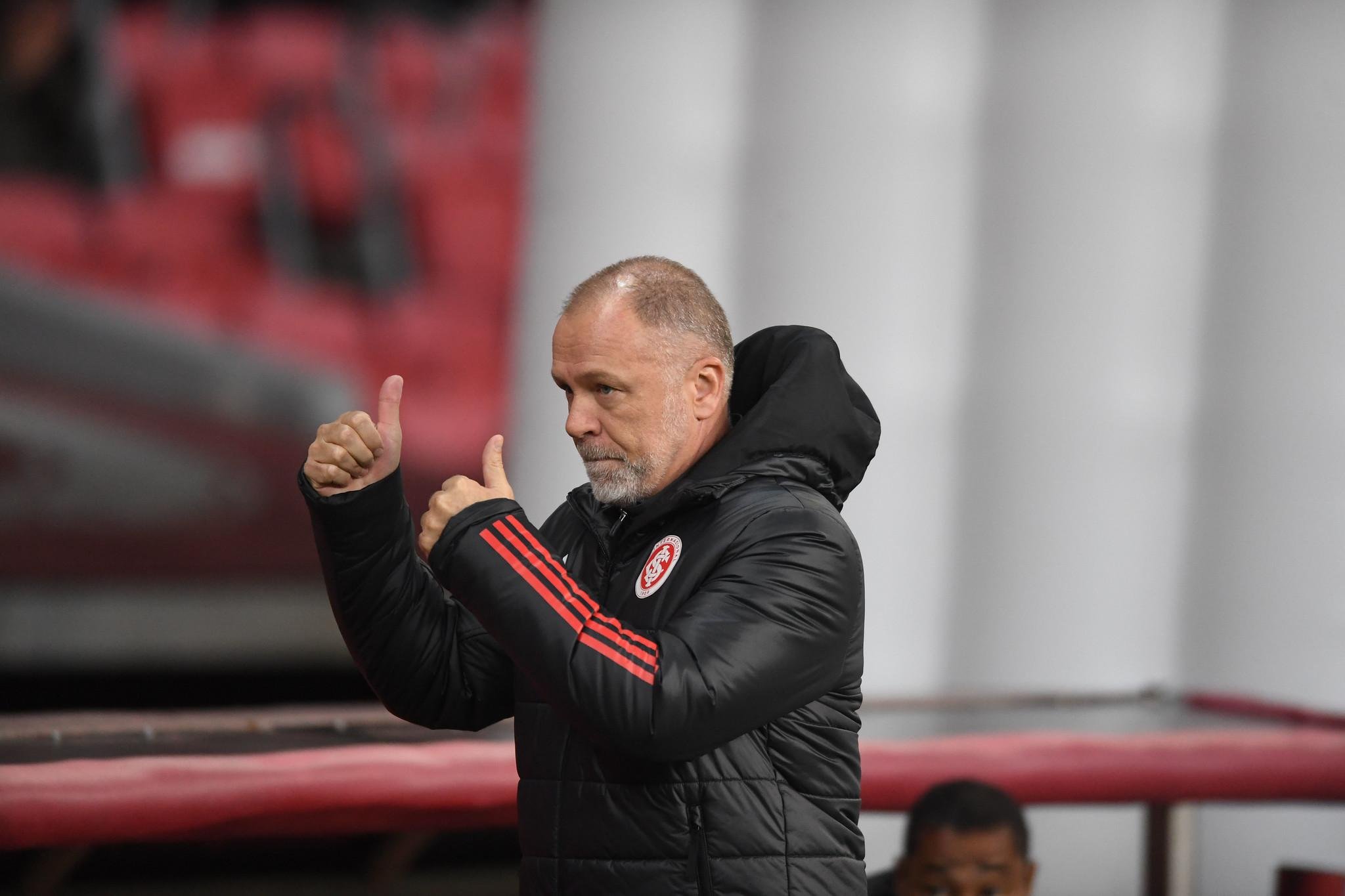 Mano Menezes tem 57,9% de aproveitamento no comando do Inter