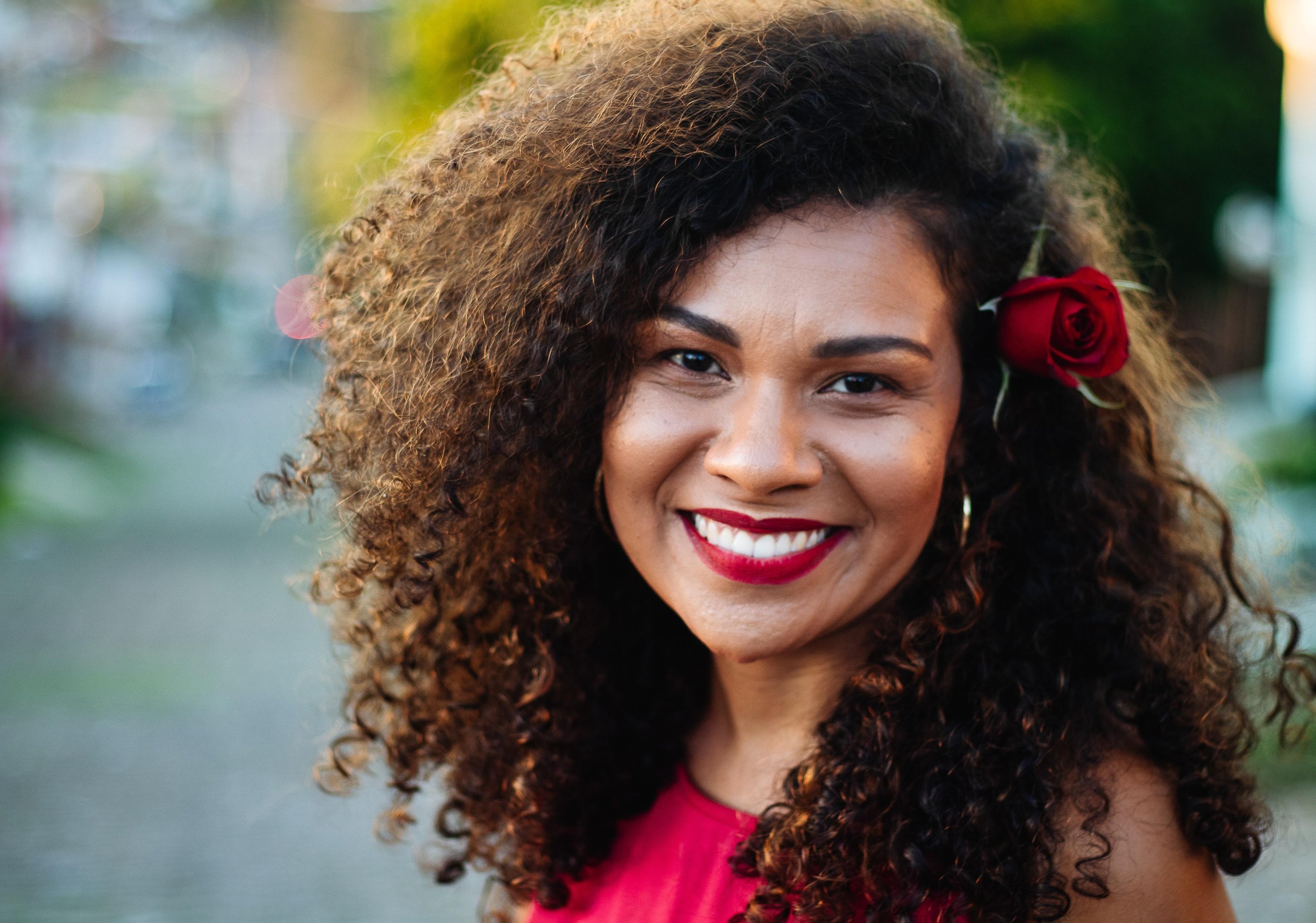 A cantora, compositora e atriz porto-alegrense P&acirc;mela Amaro ir&aacute; interpretar todas as can&ccedil;&otilde;es do seu novo &aacute;lbum