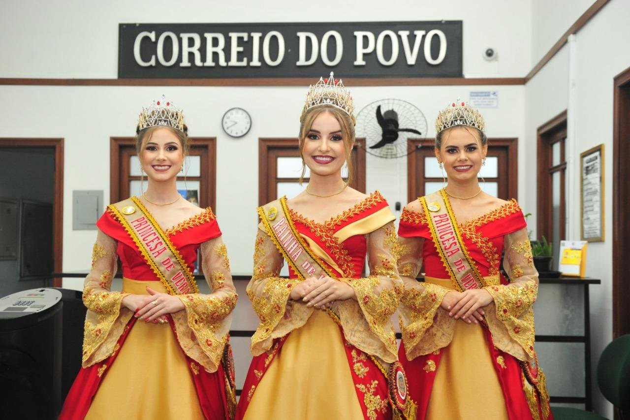 Rainha e princesas do evento visitaram o Correio do Povo nesta segunda