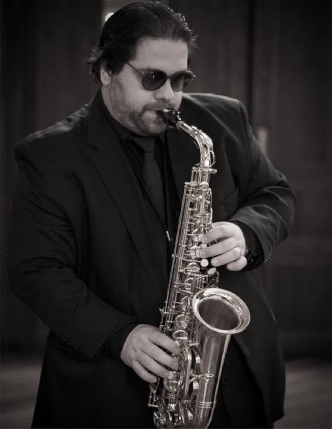 Fabiano Rodrigues explora a versatilidade e o timbre das harm&ocirc;nicas e do sax