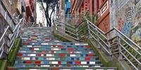 Em Porto Alegre, o encontro será neste sábado, dia 11, às 10h, na Escadaria 24 de Maio, repleta de azulejos com trechos de poemas