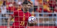 Espanha vence e lidera grupo na Liga das Nações