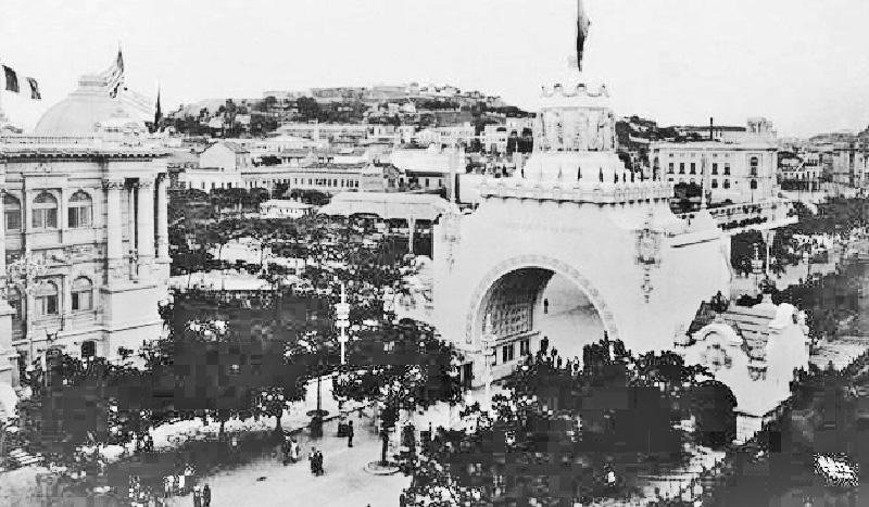 Port&atilde;o Monumental da Exposi&ccedil;&atilde;o do Centen&aacute;rio da Independ&ecirc;ncia.