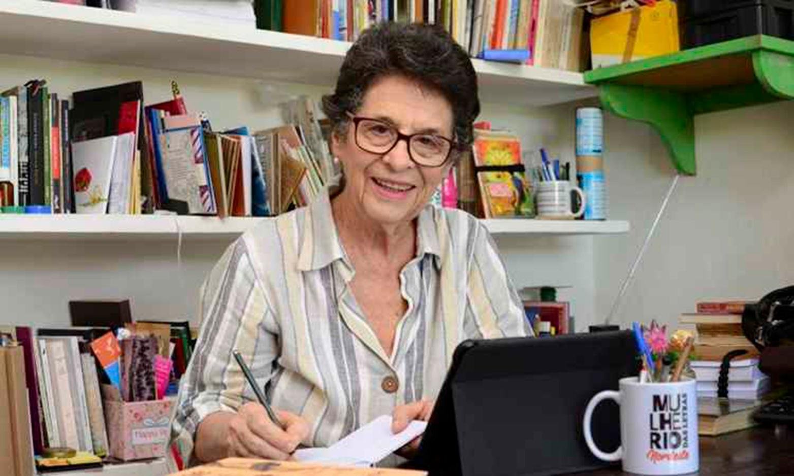 A escritora Maria Val&eacute;ria Rezende, vencedora do Jabuti e do Pr&ecirc;mio S&atilde;o Paulo de Literatura