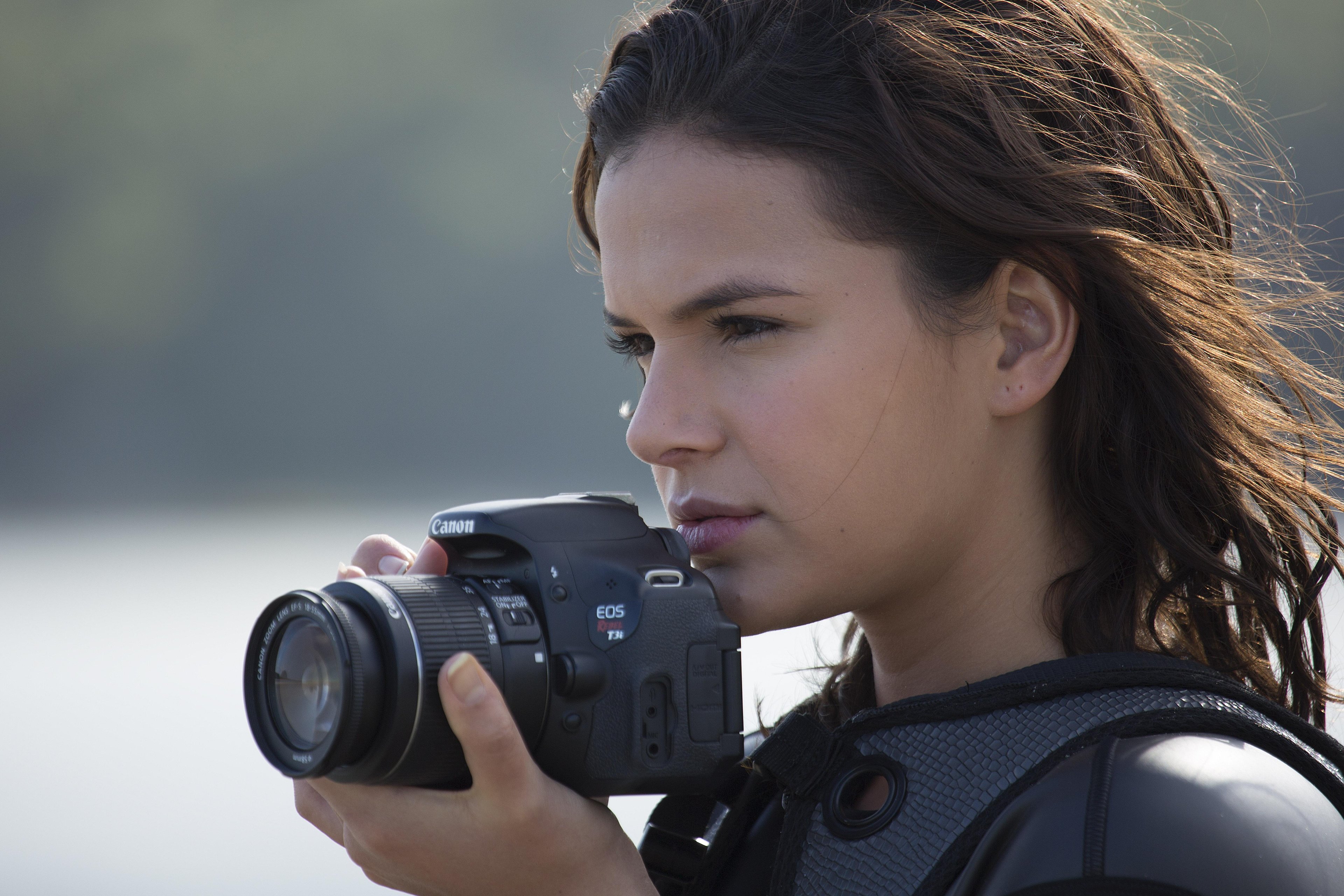 Bruna Marquezine estrela nova s&eacute;rie sobre condom&iacute;nio na Barra da Tijuca, no Rio de Janeiro