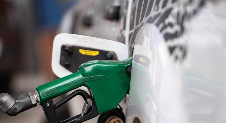 O valor da gasolina &eacute; o menor desde 14 de fevereiro de 2021