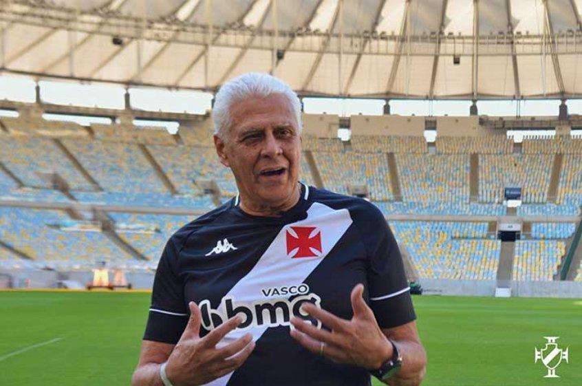 Dinamite marcou 708 gols com a camisa do Vasco da Gama
