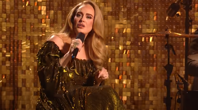A cantora Adele confirma seu show no Hyde Park localizado em Londres