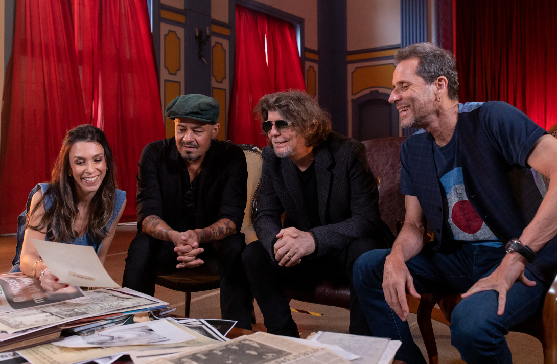 A banda revisita os momentos-chave de sua carreira no epis&oacute;dio que ficar&aacute; dispon&iacute;vel na plataforma, no dia 29 de julho