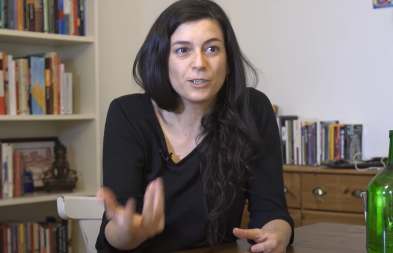 Samanta Schweblin escreveu "P&aacute;ssaros na Boca" e "Sete Casas Vazias"
