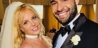 Jason Alexander tentou invadir o casamento de Britney Spears; Atual marido da cantora (na foto) é Sam Asghari