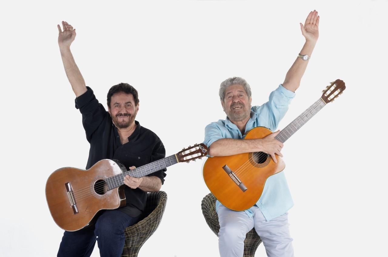 Dupla faz show dia 7 de julho, em Los Angeles, no Lodge Room