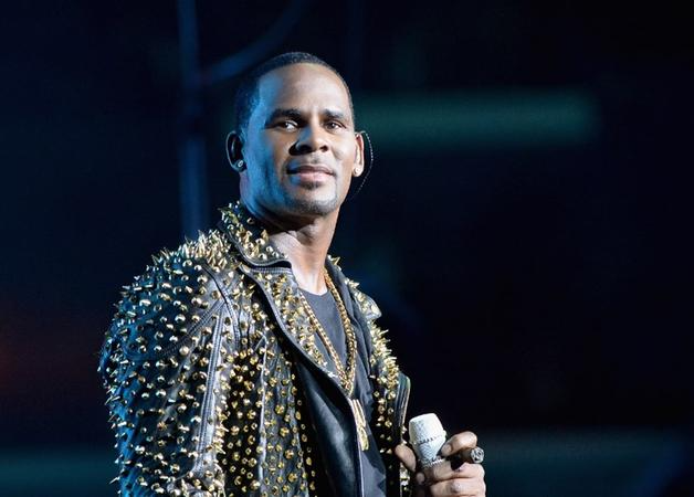 R. Kelly est&aacute;  encarcerado em uma pris&atilde;o do Brooklyn