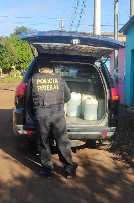 O material foi apreendido e ser&aacute; encaminhado &agrave; Receita Federal do Brasil.