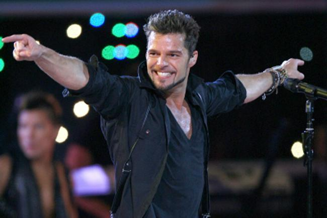 Ricky Martin &eacute; processado por ex-empres&aacute;ria