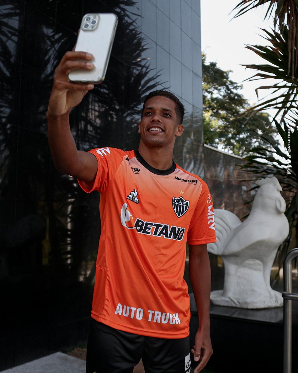 Contrata&ccedil;&atilde;o foi oficializada hoje