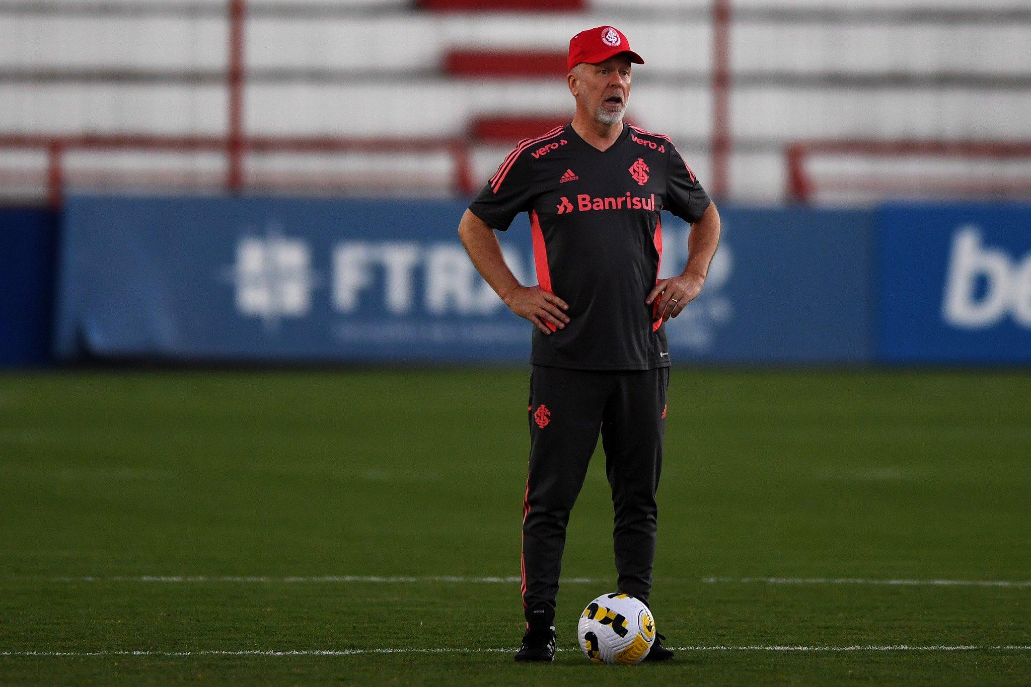 Mano Menezes vai comandar o Inter na Arena Castel&atilde;o
