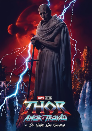 Christian Bale caracterizado como o vil&atilde;o Gorr em "Thor: Amor e Trov&atilde;o"