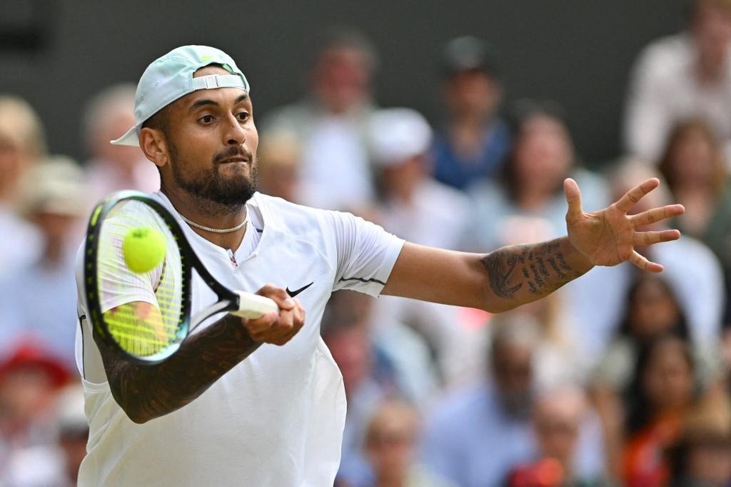 Kyrgios chega pela segunda vez &agrave;s quartas de Wimbledon