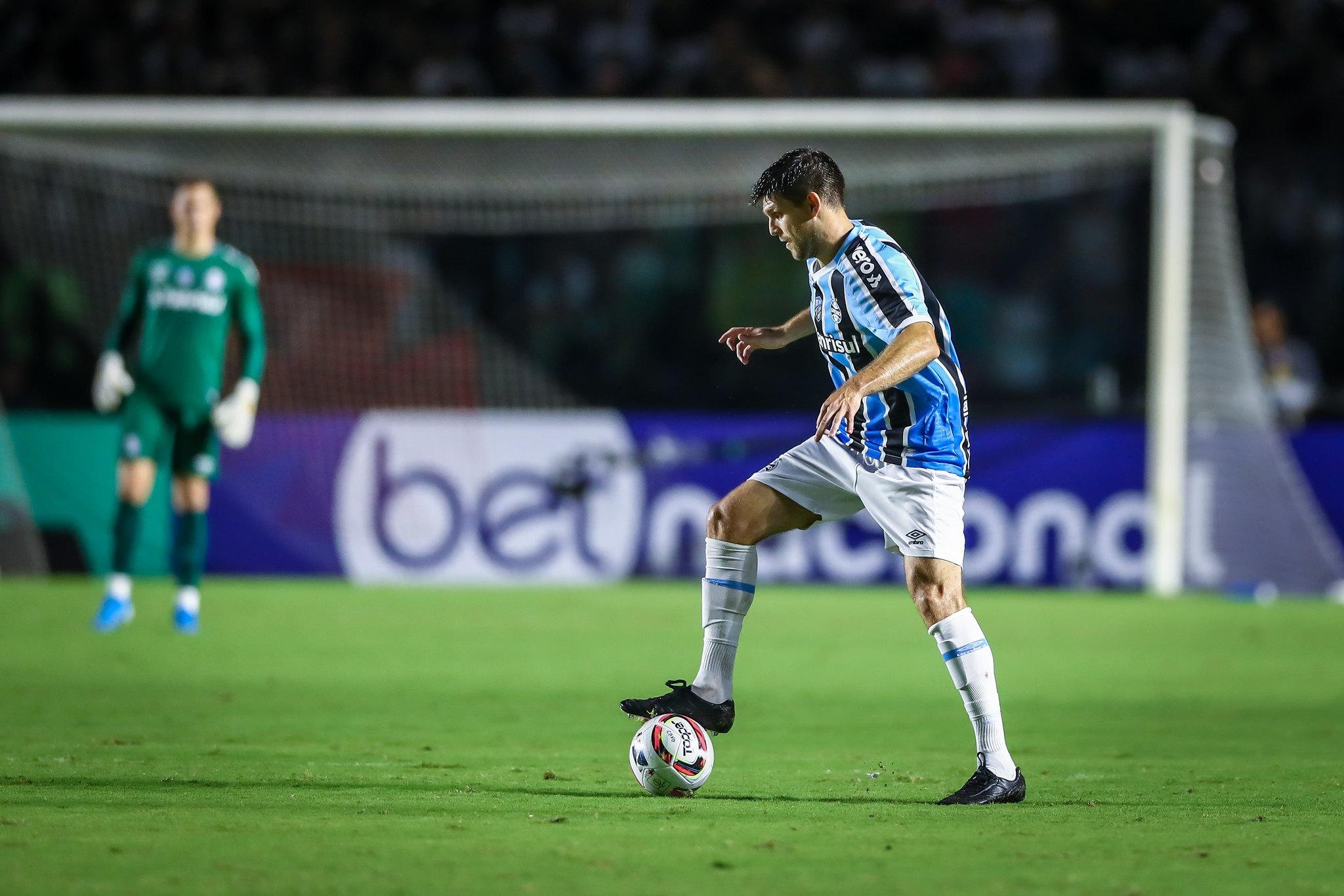 Kannemann em a&ccedil;&atilde;o contra o Vasco da Gama