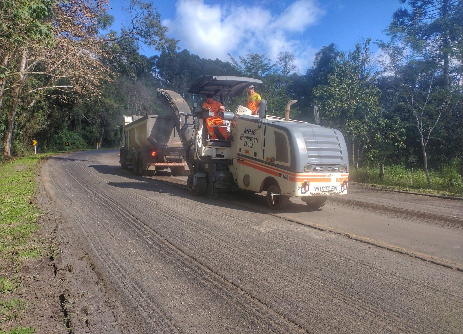 Obras incluem repara&ccedil;&atilde;o e manuten&ccedil;&atilde;o asf&aacute;ltica, al&eacute;m de a&ccedil;&otilde;es espec&iacute;ficas nas vias e a limpeza das estradas