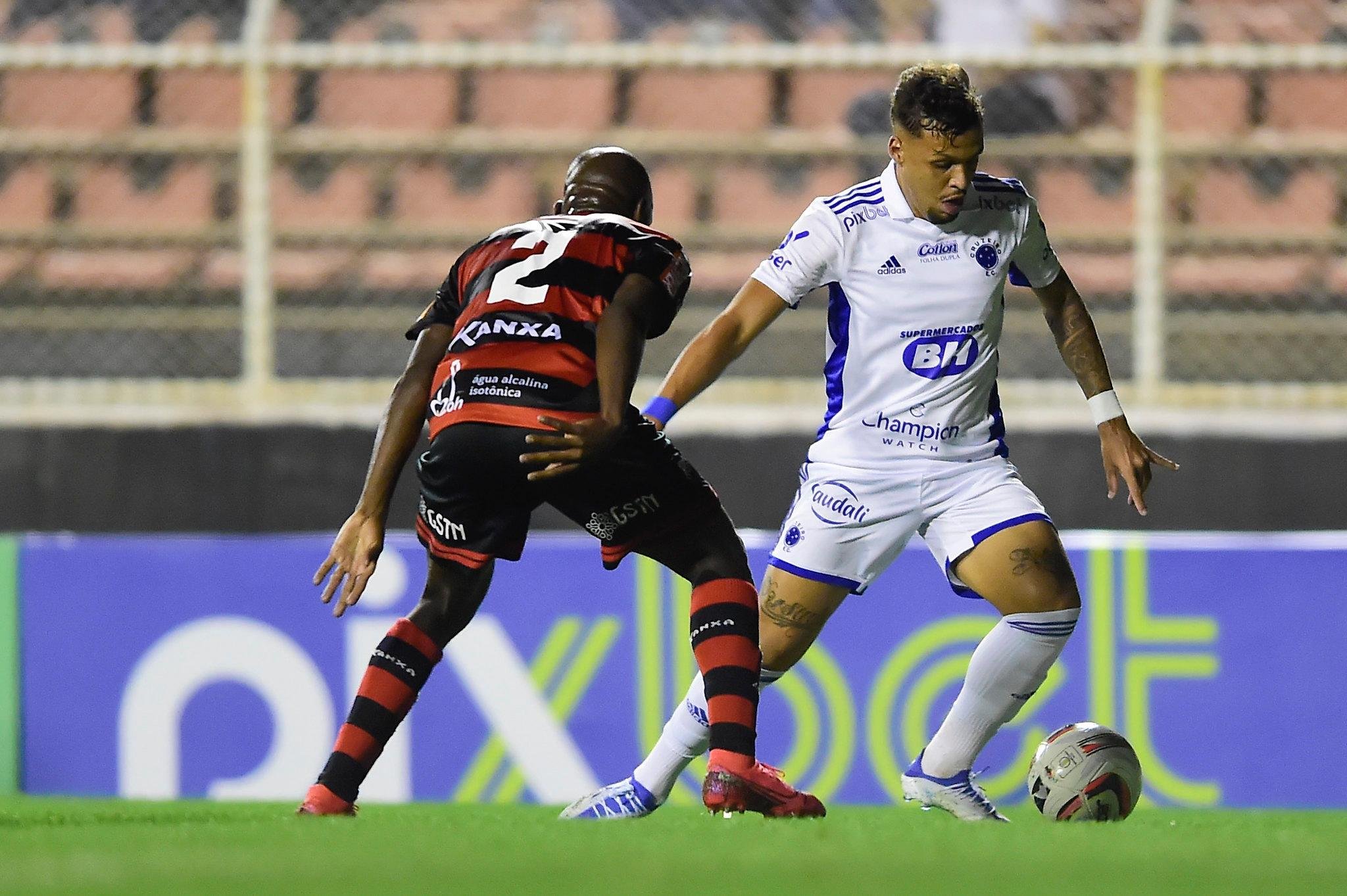 Resultado mant&eacute;m o Cruzeiro na primeira posi&ccedil;&atilde;o, agora com 38 pontos