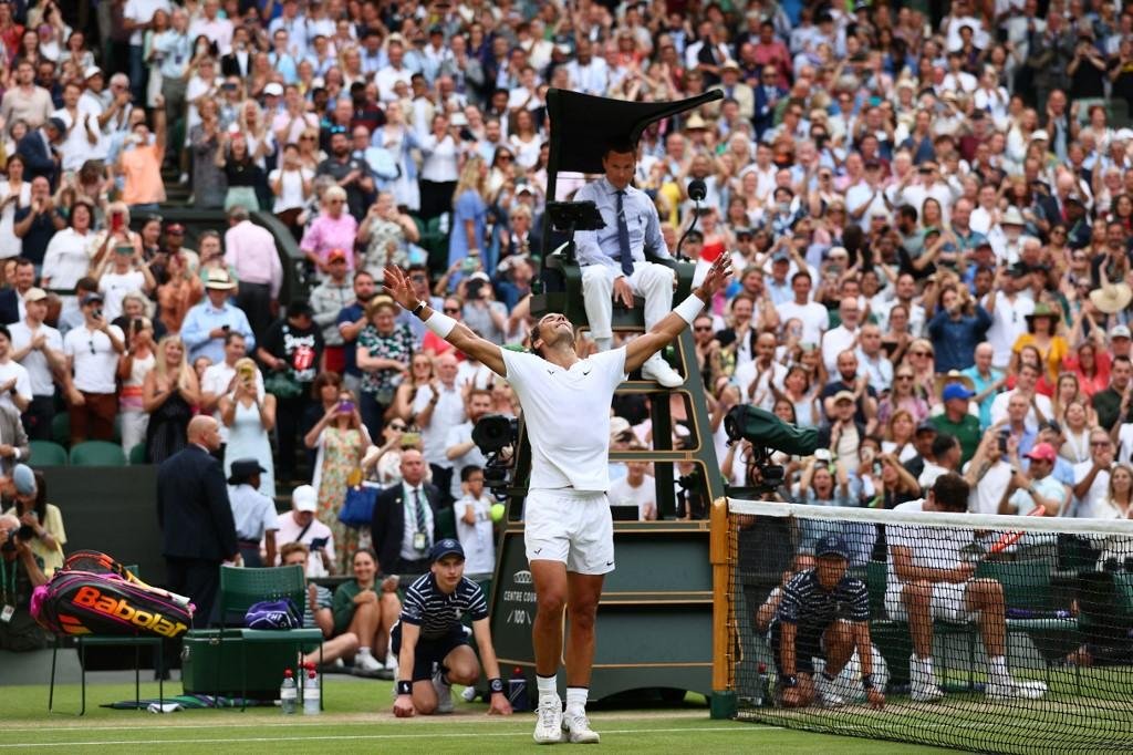 Rafael Nadal comemora classifica&ccedil;&atilde;o para semifinal de Wimbledon
