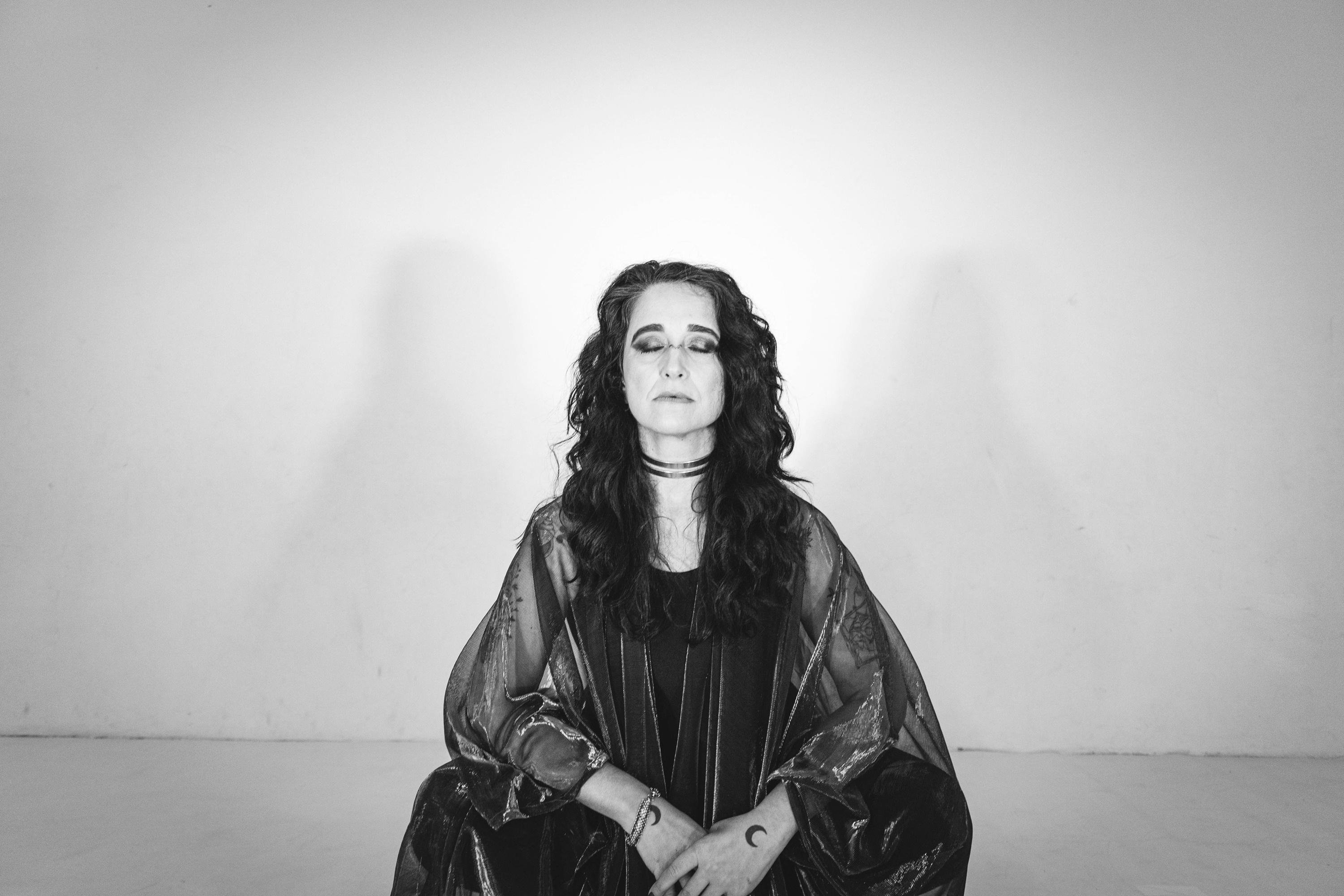 Bel Medula subir&aacute; ao palco acompanhada do m&uacute;sico Luczan