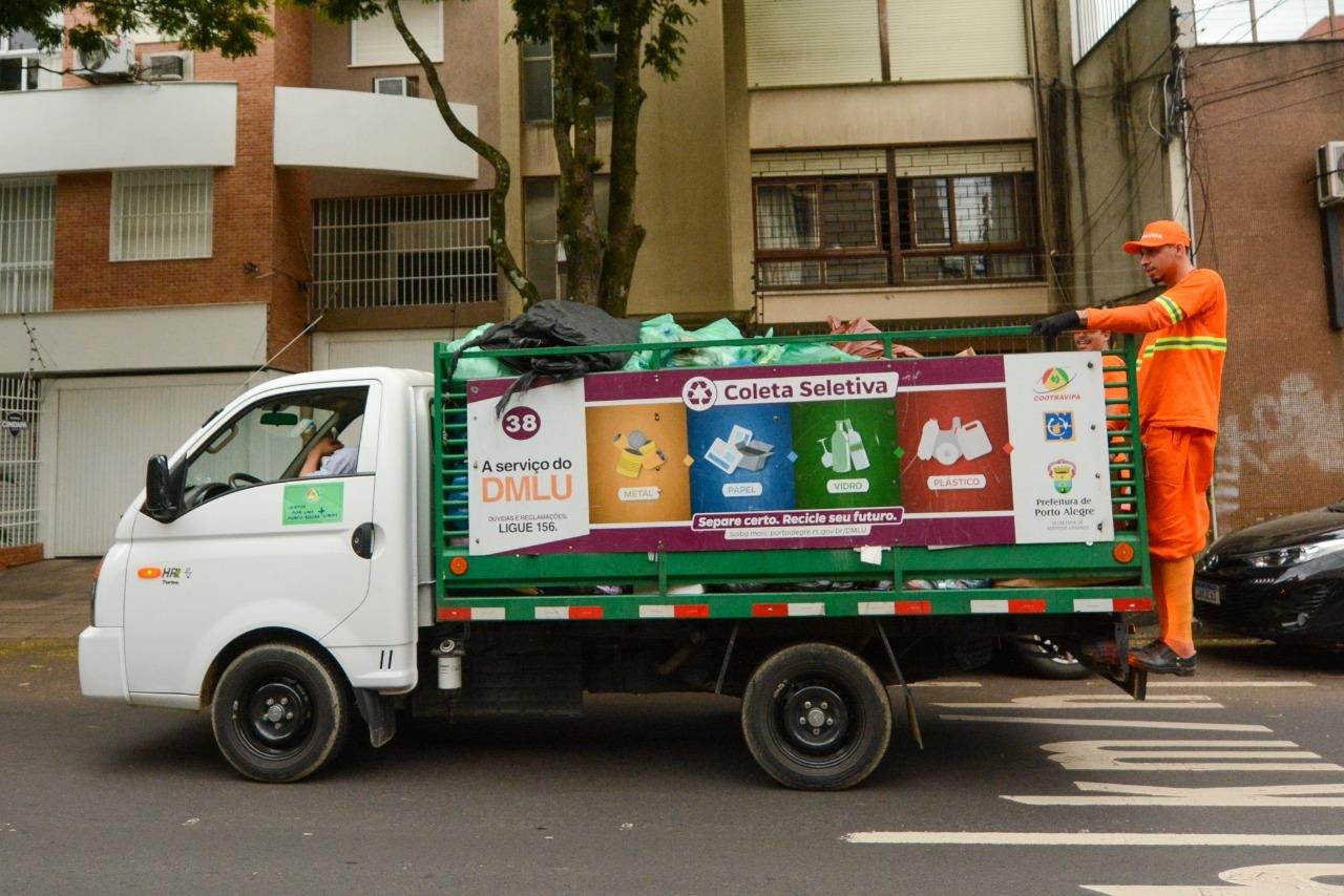 Bom Fim foi o bairro escolhido para realizar a Blitze da Coleta Seletiva