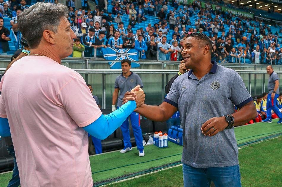 Renato e Roger formaram dupla no comando t&eacute;cnico em 2011