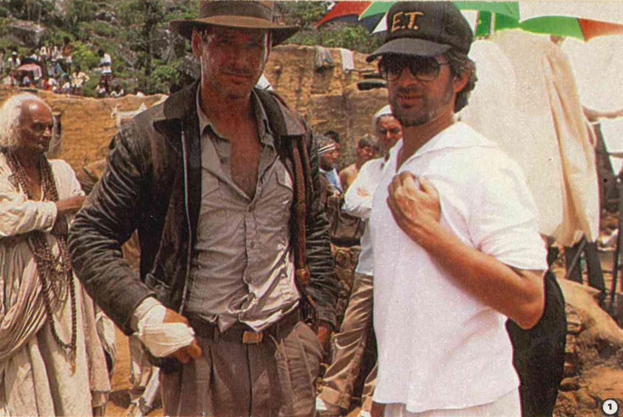 Harrison Ford com Stieven Spielber, nas filmagens de "Indiana Jones - os Ca&ccedil;adores da Arca Perdida"
