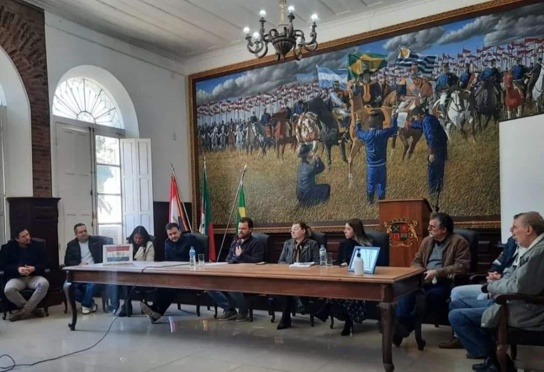 Projeto foi apresentou nesta quarta-feira aos vereadores municipais e convidados, durante reuni&atilde;o no sal&atilde;o nobre