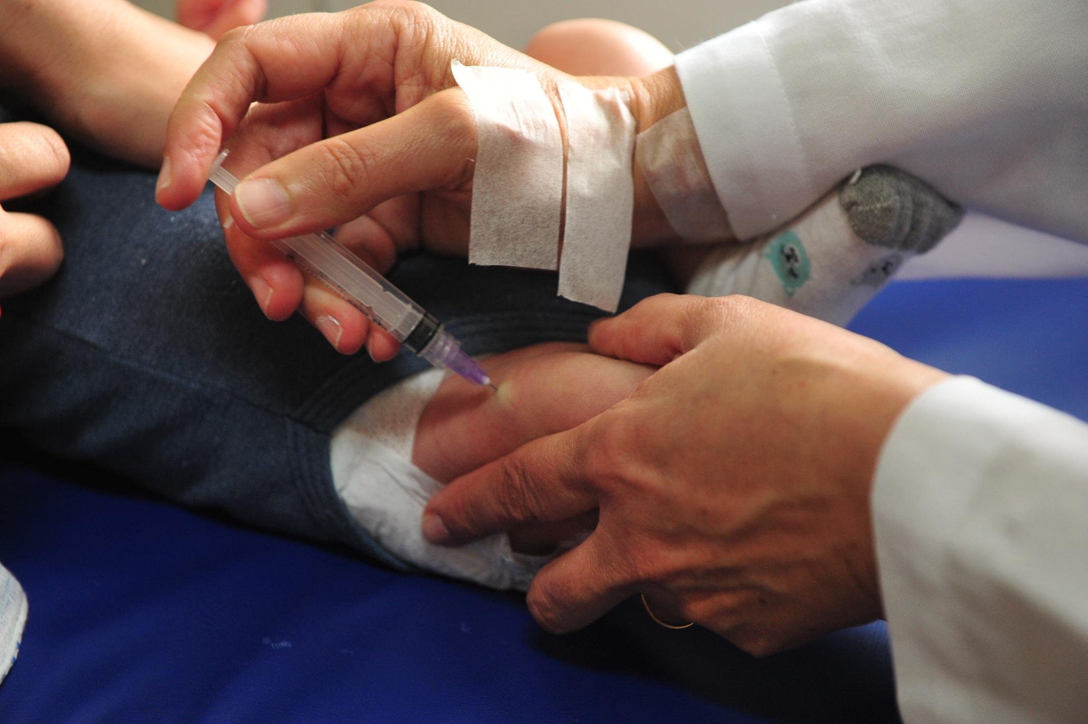 PNI indica que nos primeiros 5 anos de vida pais ou respons&aacute;veis devem imunizar pequenos contra ao menos 18 doen&ccedil;as diferentes