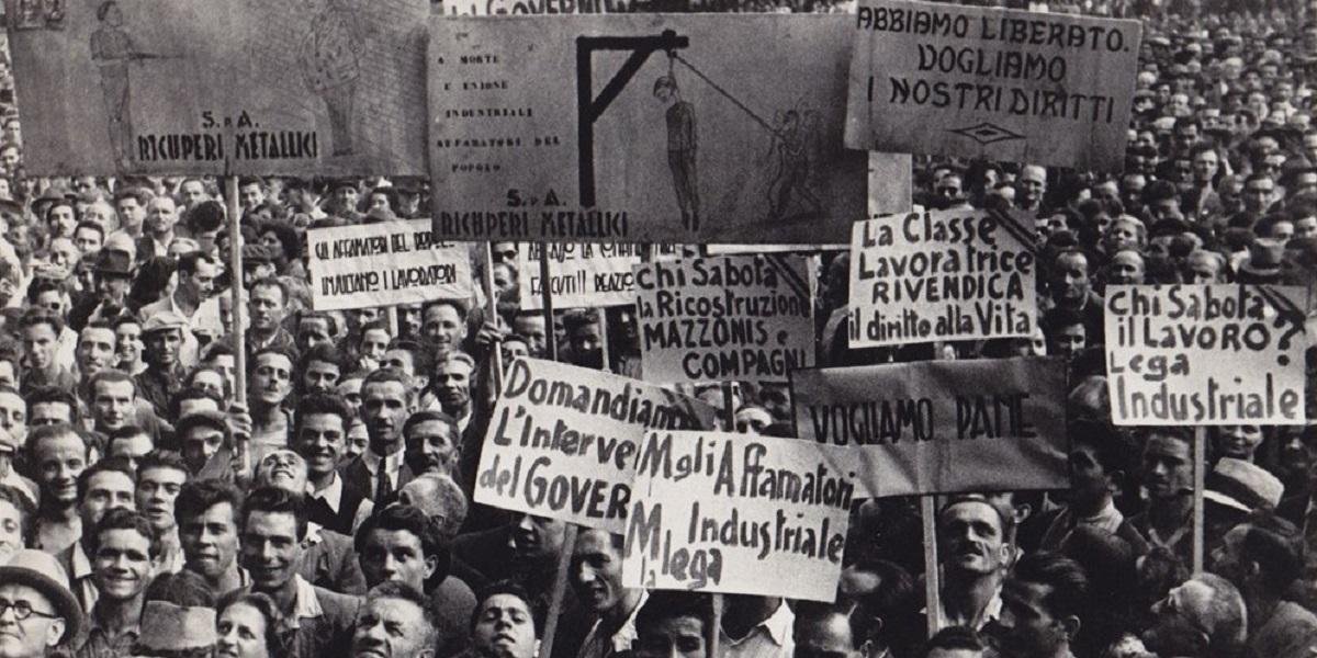 Os fascistas eram recebidos como libertadores pela popula&ccedil;&atilde;o na It&aacute;lia.