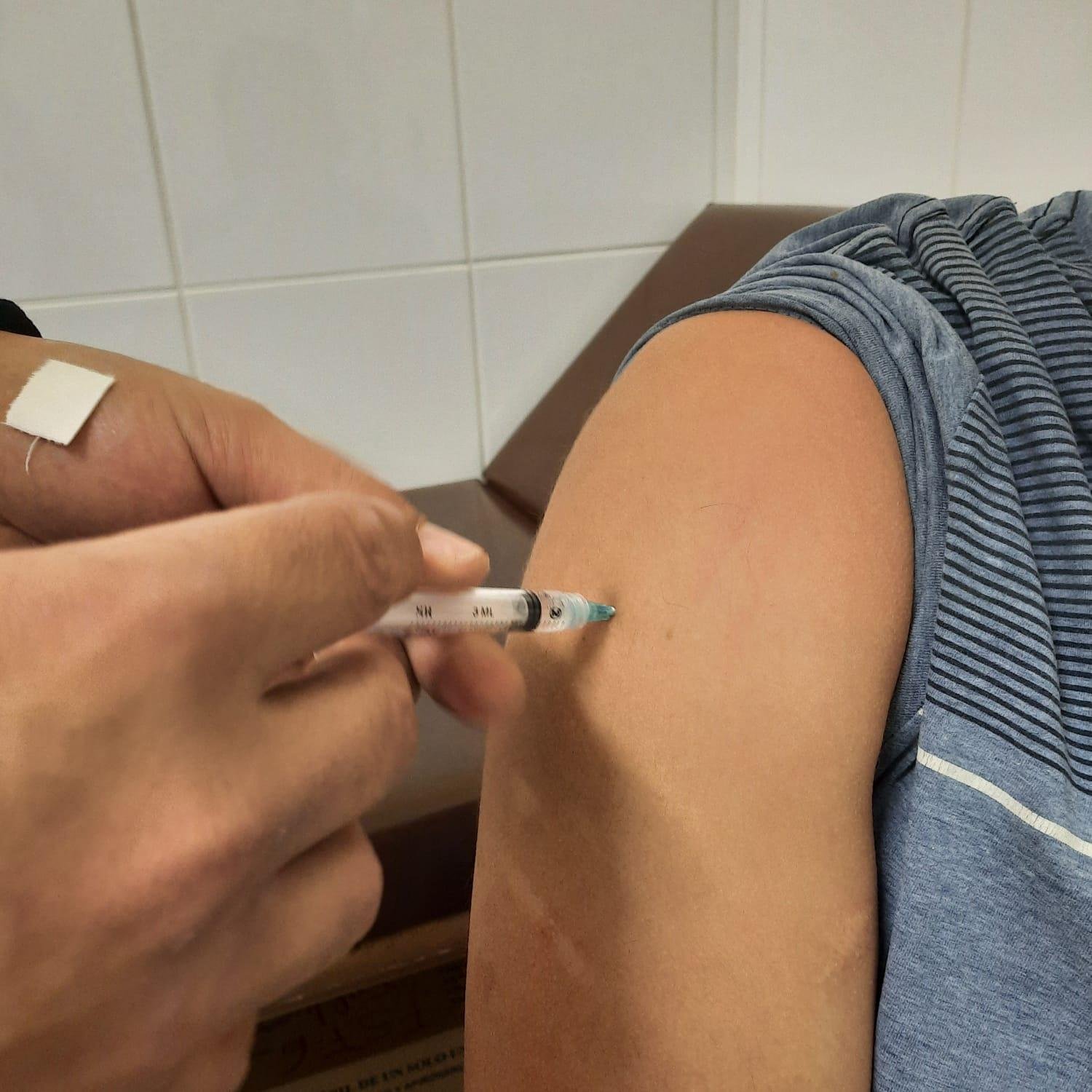 A Pfizer pedi&aacute;trica para crian&ccedil;as de cinco anos ou imunocomprometidas ser&aacute; aplicada somente no Posto Central