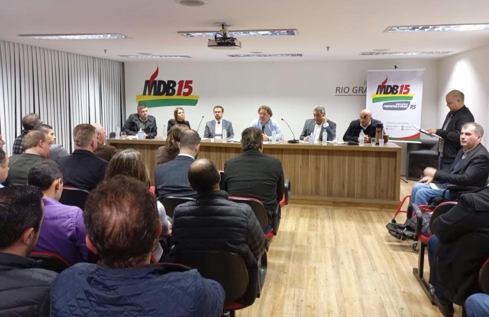 Prefeitos do MDB reuniram-se em Porto Alegre