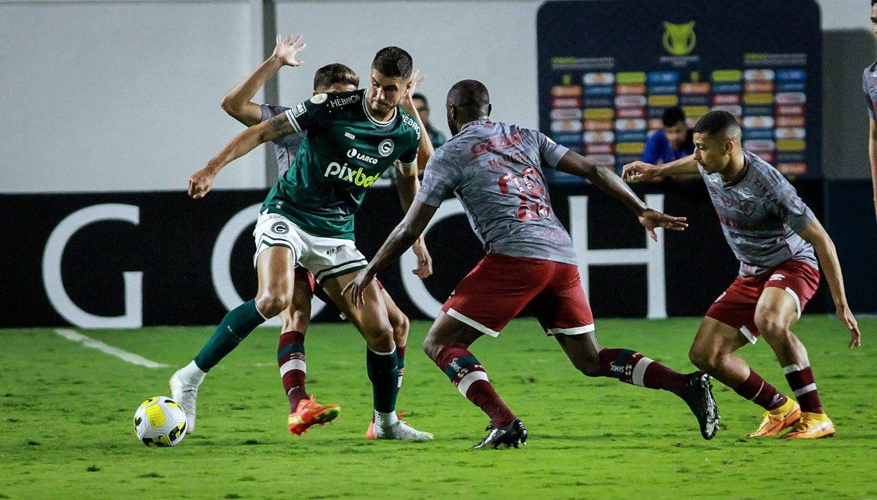 Confronto disputado teve cinco gols
