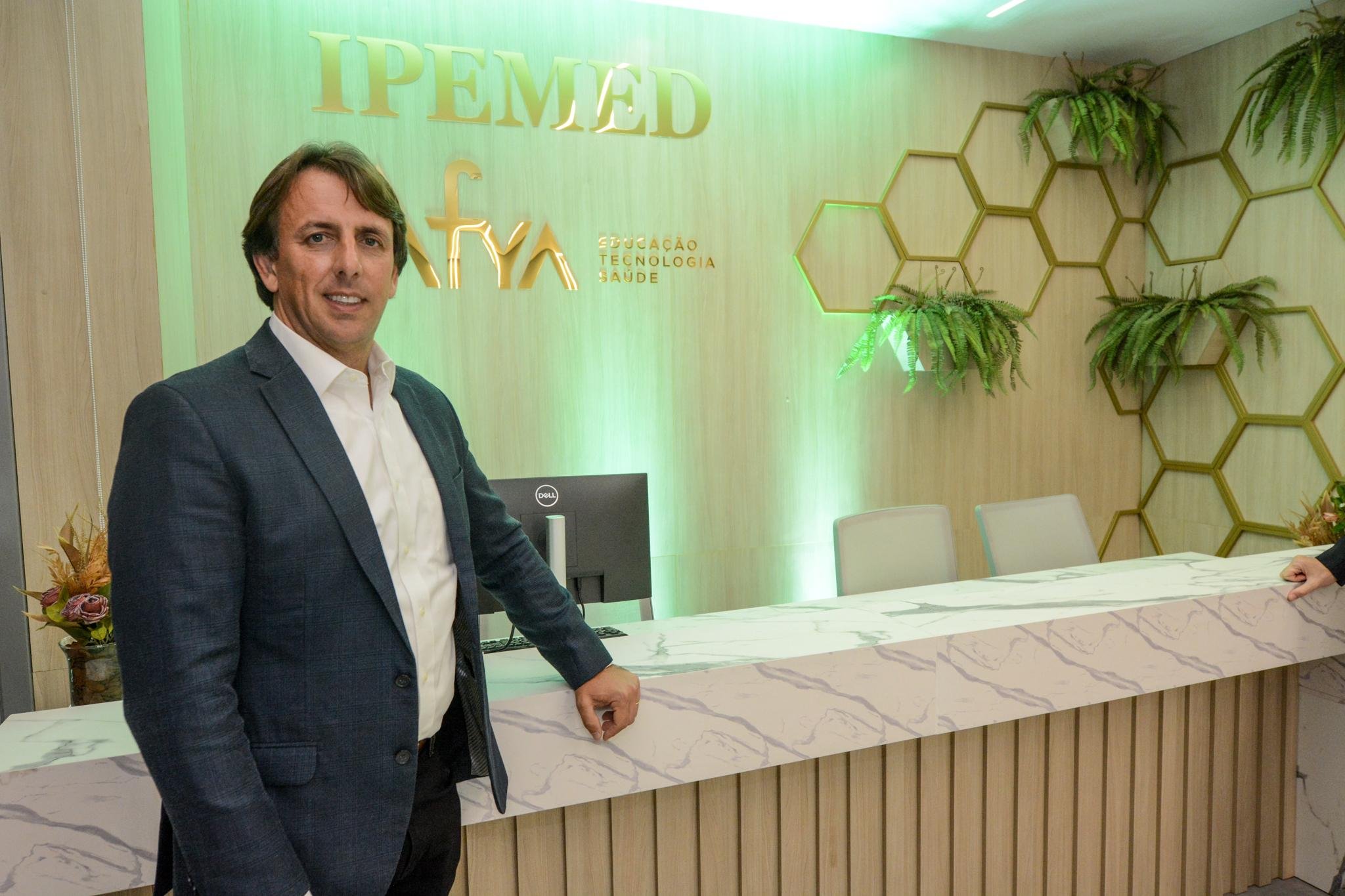 Instituto de pós-graduação médica é inaugurado em Porto Alegre
