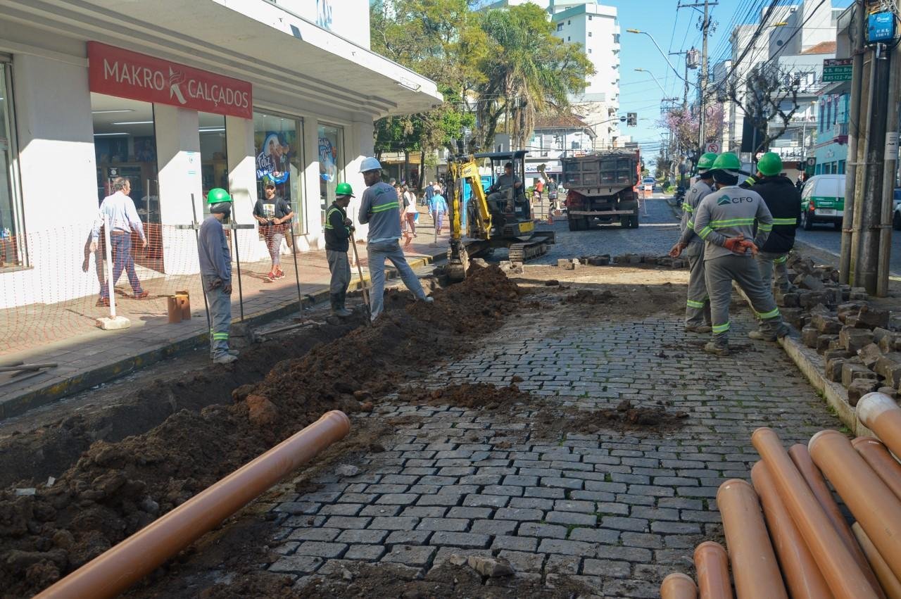 Ser&atilde;o implantados 18.746 metros de tubos de PVC de 150 mm