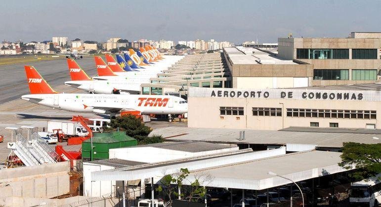 Aeroporto de Congonhas, que foi concedido &agrave; iniciativa privada em leil&atilde;o