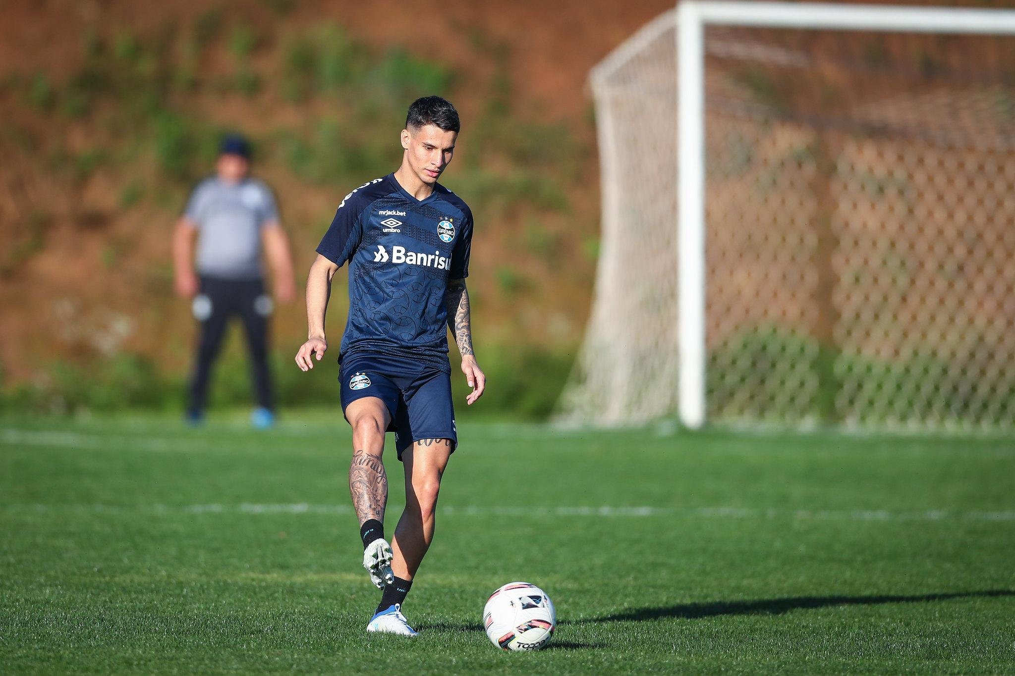 Ferreira se recupera de les&atilde;o muscular na coxa esquerda