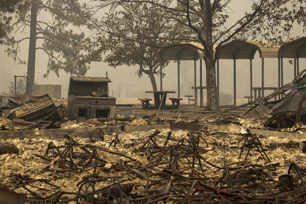 Inc&ecirc;ndio florestal atingiu o norte da Calif&oacute;rnia