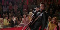 O ator Austin Butler interpreta o Rei do Rock no filme 'Elvis'